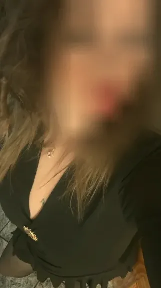 Amanda, 35