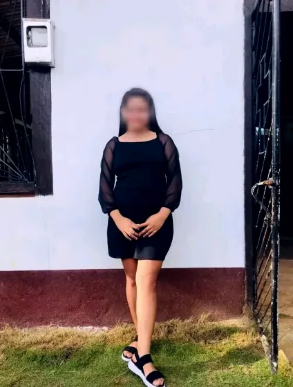 Amina, 26