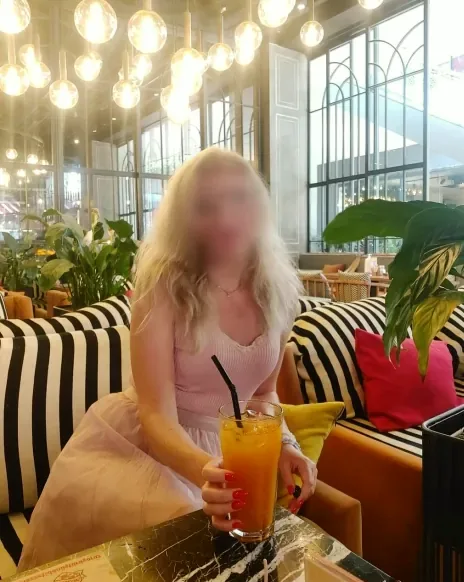 Bente, 38