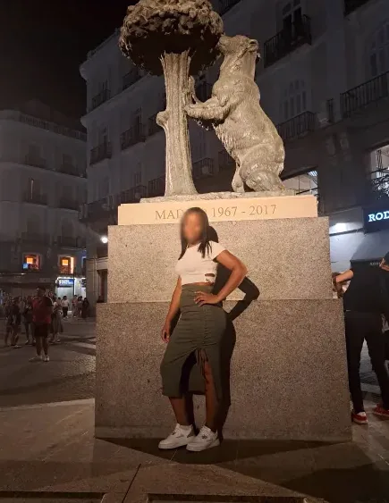 Bianca, 34