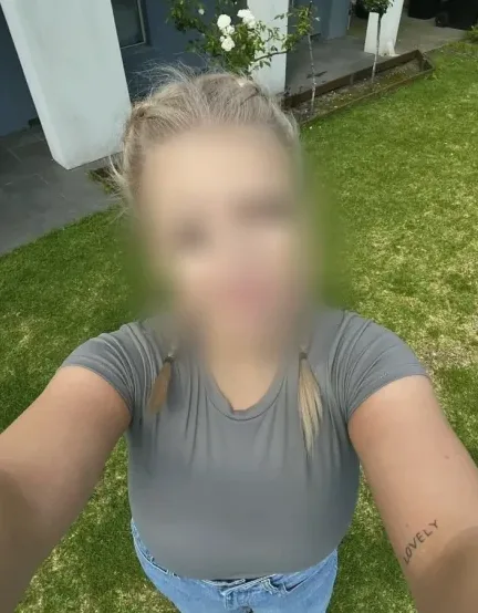 Louise, 30
