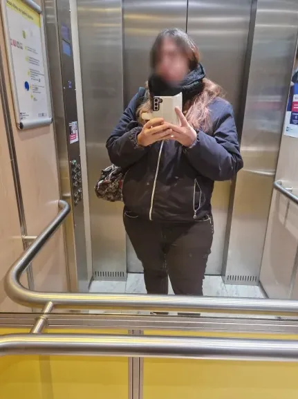 Olivia, 38