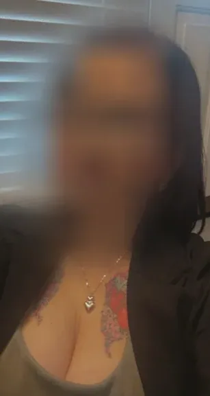 Rosa, 39
